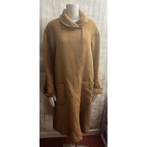 Sold! VTG Harve Bernard Holtzman Wool Coat Camel Tan Brown Wine Lining Pockets